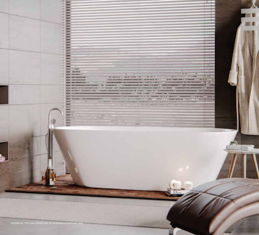  A bathtub combination is the perfect choice for a spa-like bathroom in India